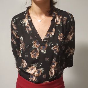 Flower patterned half-button down